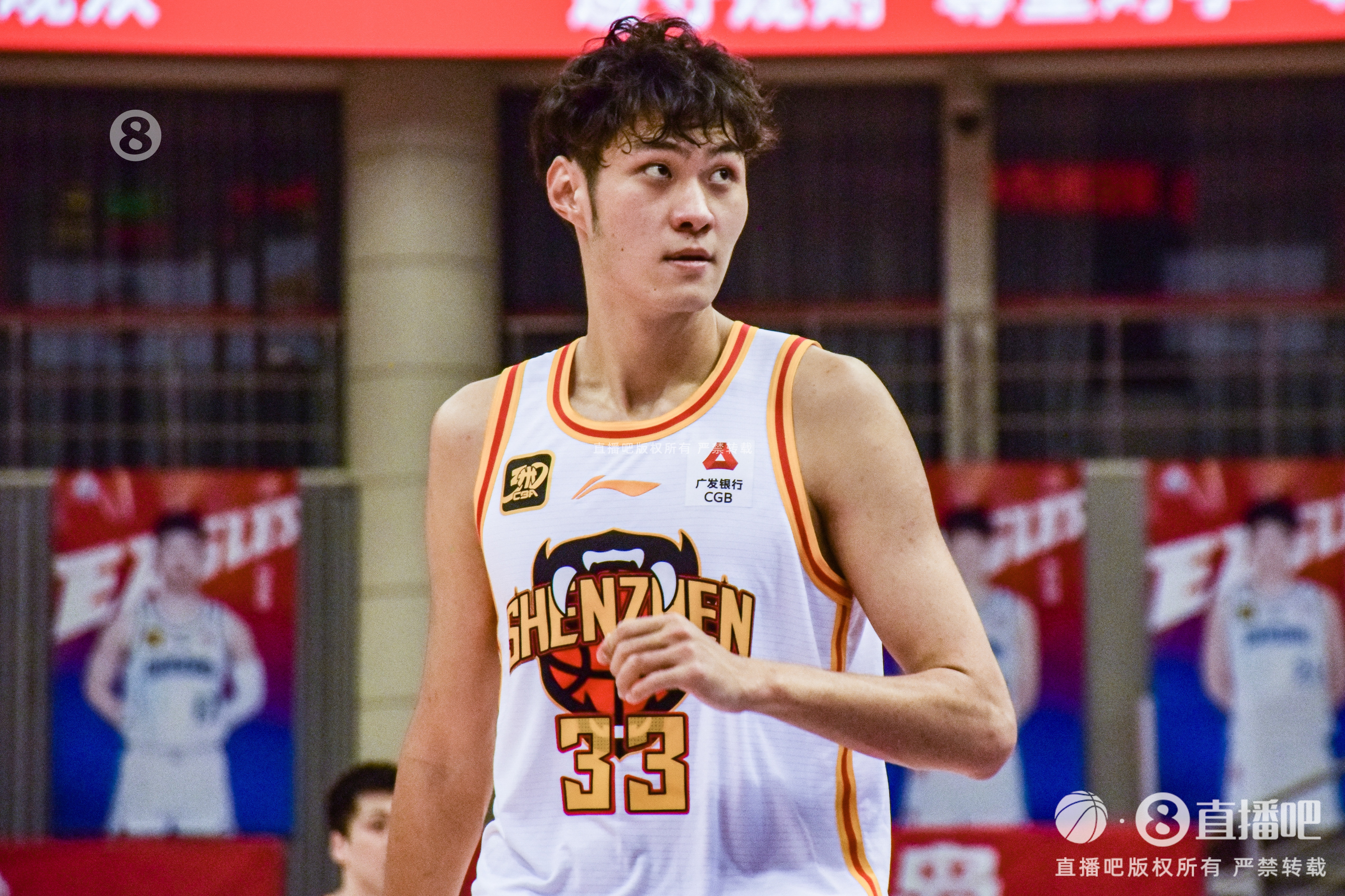 苦戰44分鐘！王浩然16中8拿到22分6板7助 正負值-20