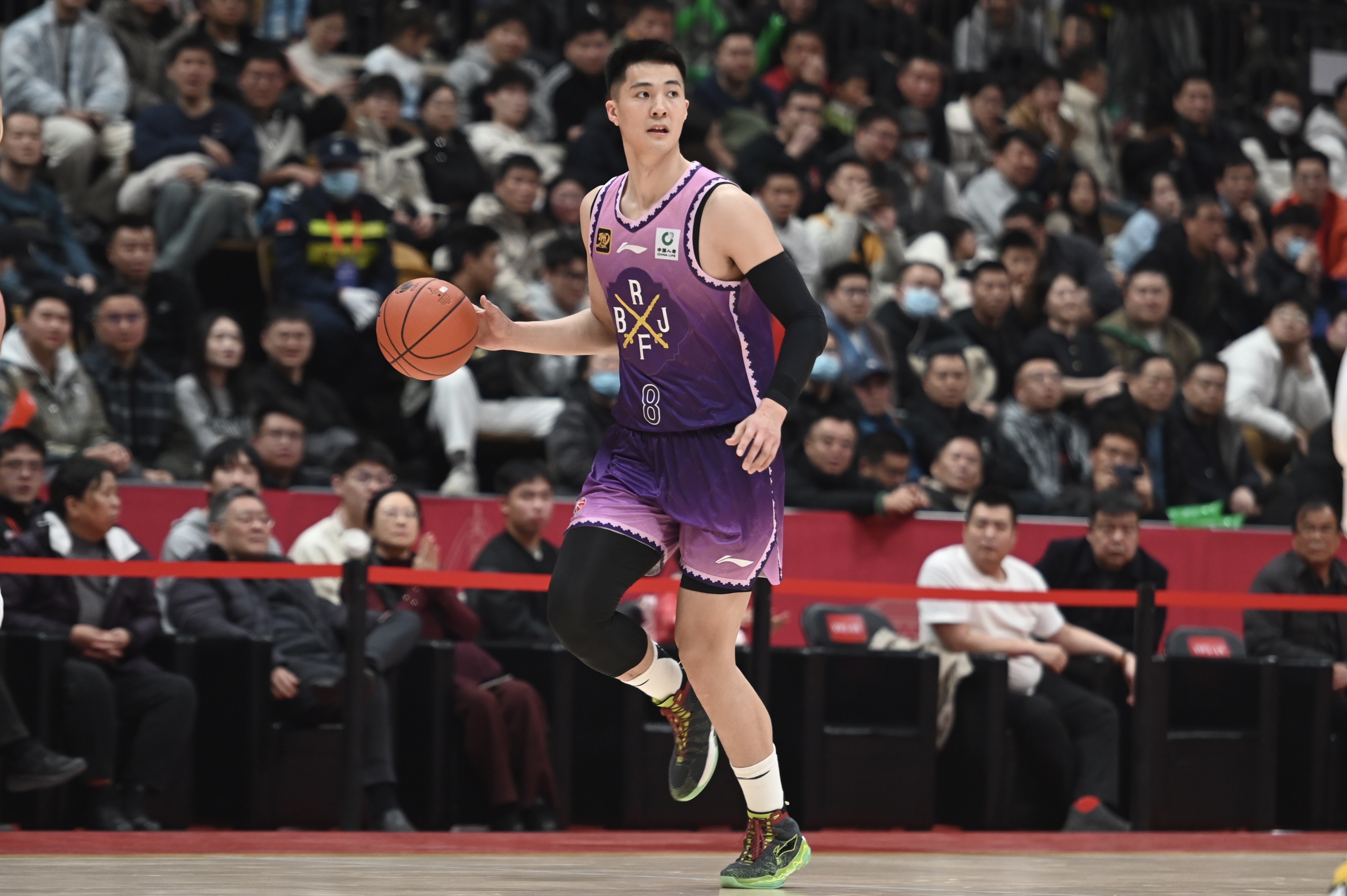 替補高效！朱松瑋5中5拿到12分5板2助2斷